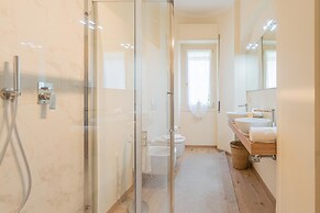 Sala Comacina Villas