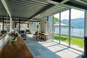 Sala Comacina Villas