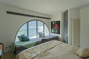 Sala Comacina Villas