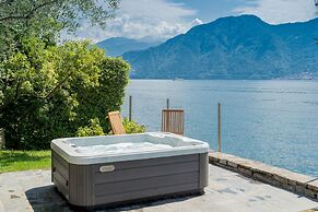 Sala Comacina Villas