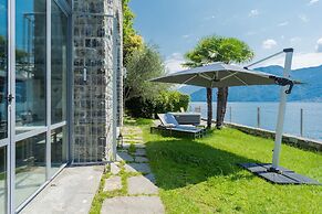 Sala Comacina Villas