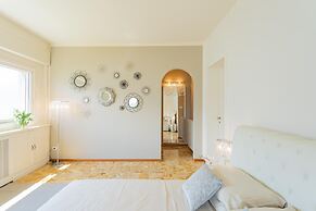 Sala Comacina Villas