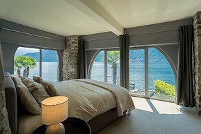 Sala Comacina Villas