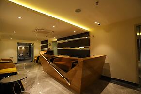 The Pristine Hotel Kanpur