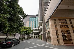 The Pristine Hotel Kanpur