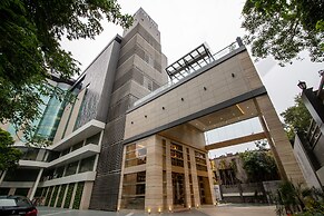 The Pristine Hotel Kanpur