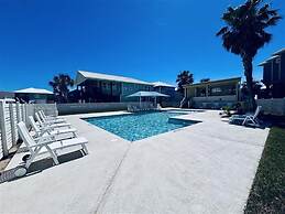 Ppt428- Whooping Crane Lane