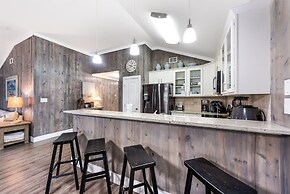 Sdl628-diving Dolphin