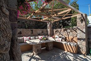 Absolute Perdika Aegina