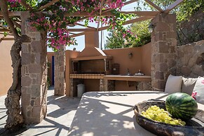 Absolute Perdika Aegina