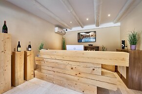 Pikol Lake Village Premium Glamping