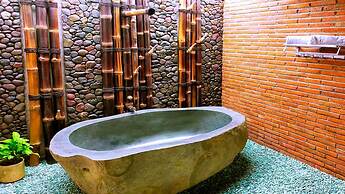 Andung Andung Villa and Resto