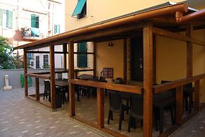 Guesthouse outside the Port