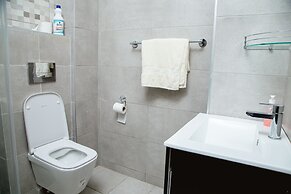 Ark Hotel and Apartments