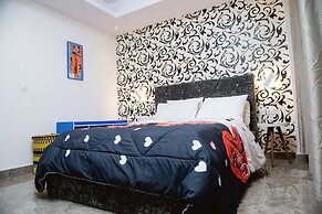 Ark Hotel and Apartments