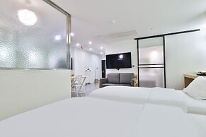 Elephant Shower Hotel