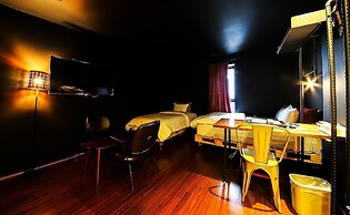 Elephant Shower Hotel