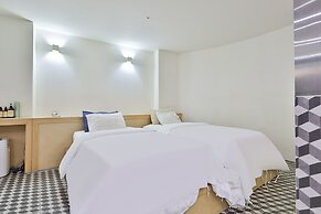 Elephant Shower Hotel