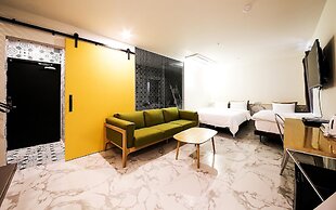 Elephant Shower Hotel