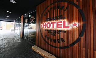 Elephant Shower Hotel