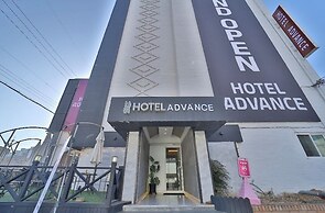 Hotel Advance