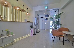Hotel Advance