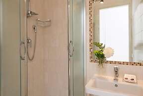 Aurelia Home Guest House