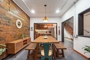 Casa Madera Parque Lleras by HOUSY HOST