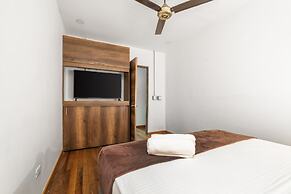 Casa Madera Parque Lleras by HOUSY HOST