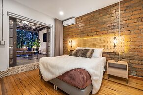 Casa Madera Parque Lleras by HOUSY HOST