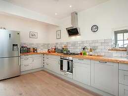 Cosy Cottage in the Blackdown Hills, Devon