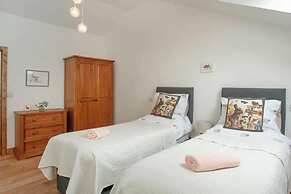 Cosy Cottage in the Blackdown Hills, Devon