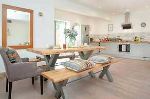 Cosy Cottage in the Blackdown Hills, Devon