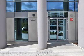 Obrońców Wybrzeża Gdynia by Renters