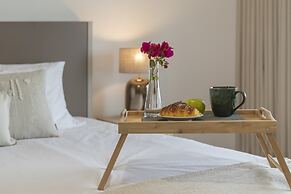 Pool, sun and sea View - Villa das Quebradas