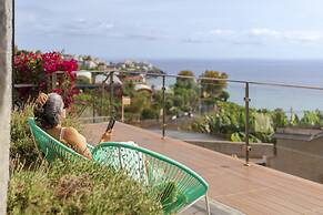 Pool, sun and sea View - Villa das Quebradas