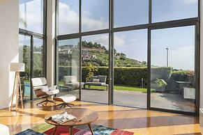 Pool, sun and sea View - Villa das Quebradas