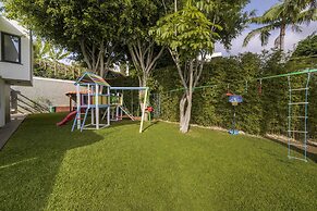 Pool, sun and sea View - Villa das Quebradas
