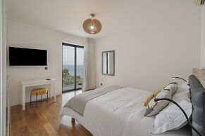 Pool, sun and sea View - Villa das Quebradas