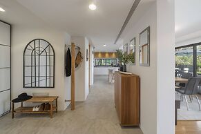 Pool, sun and sea View - Villa das Quebradas