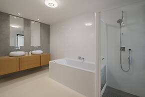 Pool, sun and sea View - Villa das Quebradas