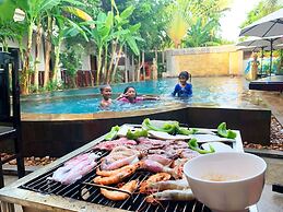 Lucky Courtyard Boutique Pool Villa