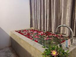 Lucky Courtyard Boutique Pool Villa