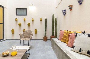 Casa Colima by Kukun