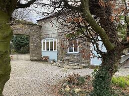 1 Bed-cottage-parking-patio-close to Coasts