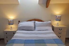 1 Bed-cottage-parking-patio-close to Coasts