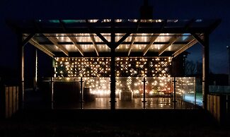 Stunningly Refurbished 1 bed Home on the N/e Coast