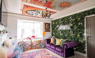 Stunningly Refurbished 1 bed Home on the N/e Coast