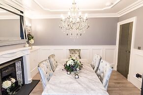 Stunningly Refurbished 1 bed Home on the N/e Coast