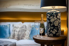 Moro Studio Suite in Lucca